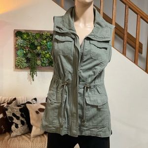 Green Long Cinched Waist Cargo Vest